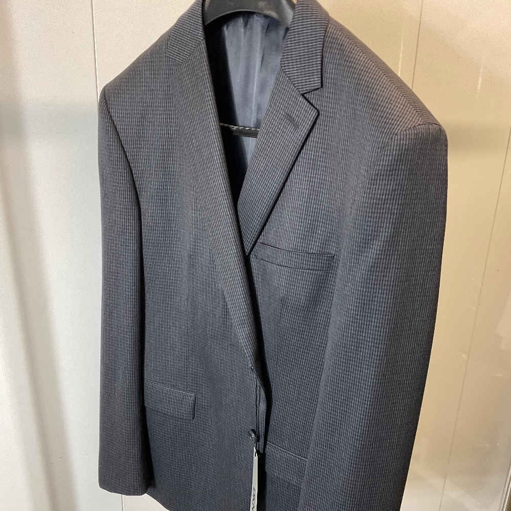 Blazer by DKNY size 46 Reg